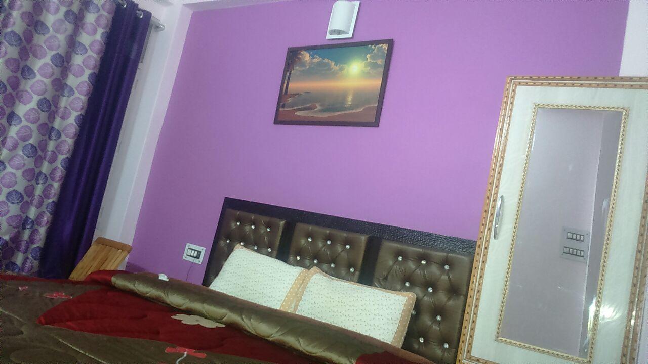 Hotel Mansarovar Banjār エクステリア 写真